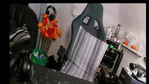 Snapshot of freecamdick chatting on January 7, 2025, 6:27 am freecamdick online show from January 7, 2025, 6:27 am