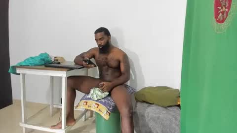 Snapshot of freedom_24 chatting on January 23, 2025, 12:25 am shakur online show from January 23, 2025, 12:25 am