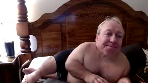 Cute Lil Man online show from April 13, 2026, 6:41 am