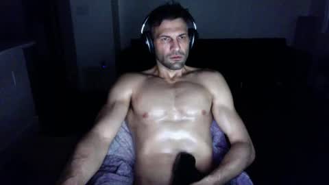 Snapshot of freesoulmovement chatting on January 6, 2025, 6:36 am jasmineandaladin69 online show from January 6, 2025, 6:36 am