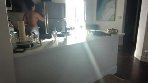 Snapshot of freesoulmovement chatting on January 6, 2025, 10:58 pm jasmineandaladin69 online show from January 6, 2025, 10:58 pm