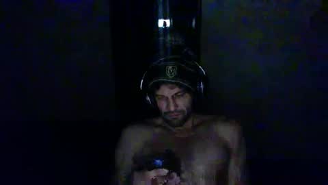 Snapshot of freesoulmovement chatting on January 11, 2025, 9:57 am jasmineandaladin69 online show from January 11, 2025, 9:57 am