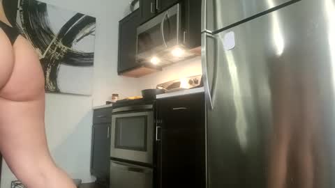 Snapshot of freesoulmovement chatting on January 29, 2025, 5:19 am jasmineandaladin69 online show from January 29, 2025, 5:19 am