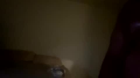 Snapshot of freewild999 chatting on December 21, 2025, 6:42 am freewild999 online show from December 21, 2025, 6:42 am