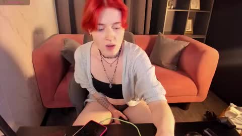 Snapshot of freirene chatting on October 10, 2025, 1:43 pm Freirene online show from October 10, 2025, 1:43 pm