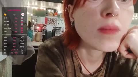 Snapshot of freirene chatting on October 26, 2025, 3:40 pm Freirene online show from October 26, 2025, 3:40 pm