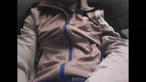 Snapshot of frencheeboy chatting on February 21, 2025, 6:37 pm frencheeboy online show from February 21, 2025, 6:37 pm