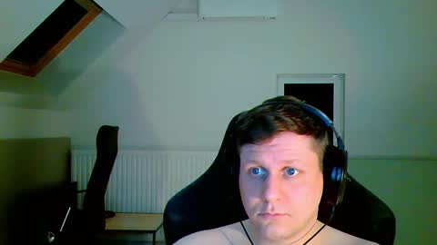 French fries online show from November 25, 2025, 9:04 pm