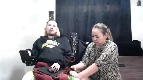 Snapshot of frenchroulette chatting on December 26, 2024, 6:22 pm Thomas y Sophia online show from December 26, 2024, 6:22 pm