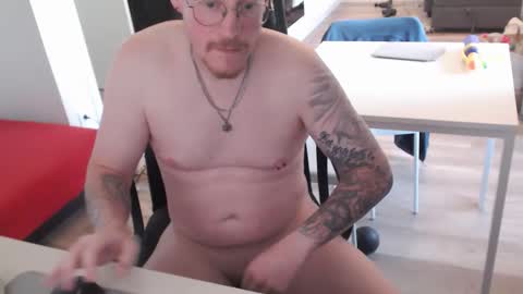 Snapshot of frenumpa86 chatting on September 14, 2025, 4:06 pm Frenumpa86 online show from September 14, 2025, 4:06 pm