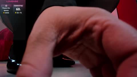 Freya online show from October 5, 2025, 12:58 pm