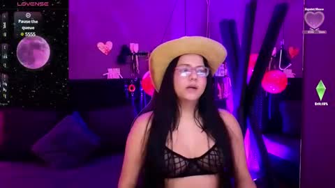     online show from February 21, 2025, 11:54 pm