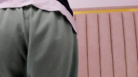 Snapshot of freyamoller_ chatting on February 12, 2026, 8:04 pm FreyaMoller online show from February 12, 2026, 8:04 pm