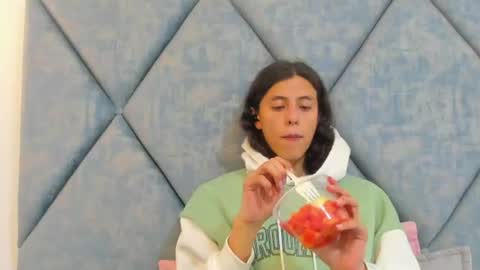 FreyaMoller  online show from July 14, 2026, 6:46 pm