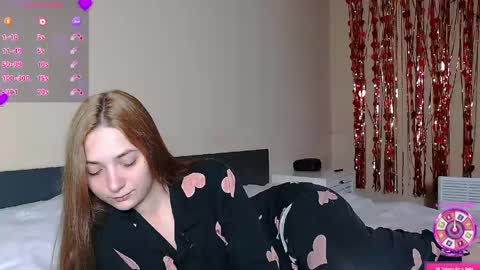 FreyaOliver online show from April 18, 2026, 8:42 pm