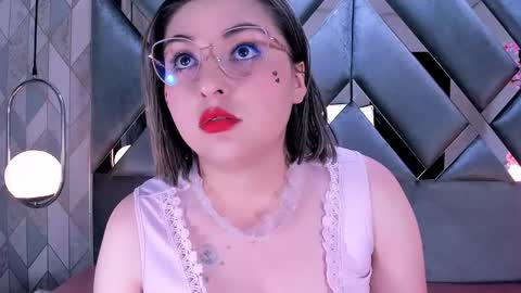  Freya Starling  online show from May 31, 2026, 12:01 pm