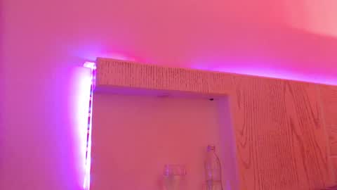 FREYJA LOREN online show from January 30, 2025, 2:49 am