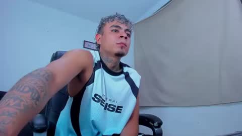 freyva_ online show from July 14, 2026, 2:05 am