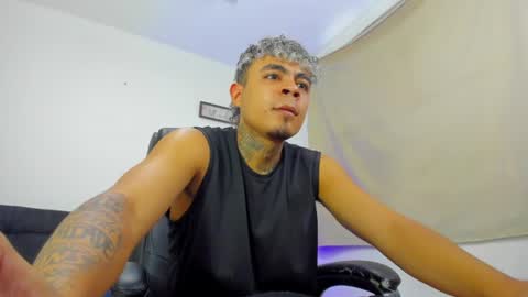 freyva_ online show from July 16, 2026, 6:36 pm