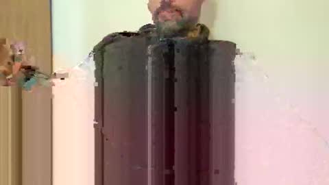 Snapshot of frezer09 chatting on April 12, 2026, 12:43 pm frezer09 online show from April 12, 2026, 12:43 pm