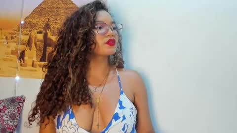 Frezzita online show from October 29, 2025, 7:26 pm