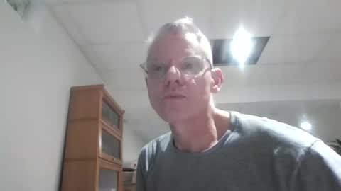 Snapshot of friendconfidant chatting on July 18, 2026, 11:03 am friendconfidant online show from July 18, 2026, 11:03 am