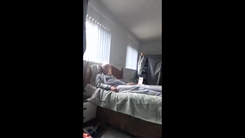 friendlydave528793 online show from December 17, 2025, 9:26 am