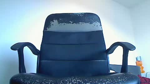 sexykl online show from August 5, 2026, 5:21 am