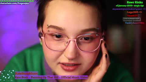 Snapshot of frogessjay chatting on January 9, 2025, 9:37 pm Jaywise Frogfoot online show from January 9, 2025, 9:37 pm