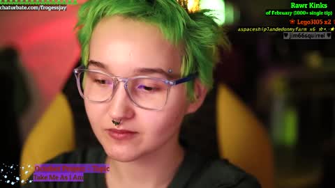 Snapshot of frogessjay chatting on February 12, 2025, 10:26 pm Jaywise Frogfoot online show from February 12, 2025, 10:26 pm