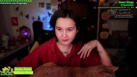 Snapshot of frogessjay chatting on October 13, 2025, 9:37 pm Jaywise Frogfoot online show from October 13, 2025, 9:37 pm