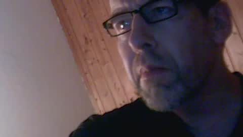 fromgermanywithlove1 online show from June 14, 2026, 3:52 am