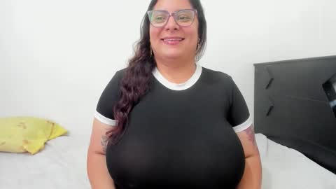 Snapshot of fromheaven_ chatting on September 12, 2025, 8:20 pm Lucy online show from September 12, 2025, 8:20 pm