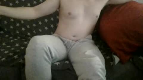 Snapshot of frowx chatting on January 1, 2025, 1:26 am Frowxy online show from January 1, 2025, 1:26 am