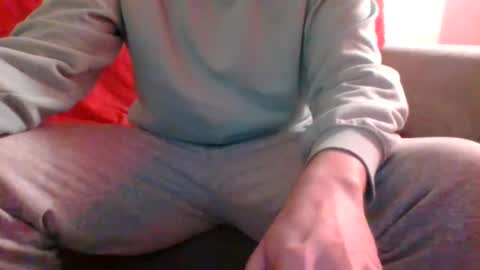 Snapshot of frowx chatting on February 8, 2025, 10:50 am Frowxy online show from February 8, 2025, 10:50 am