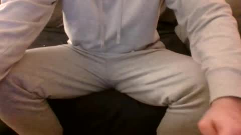 Snapshot of frowx chatting on February 15, 2026, 11:45 pm Frowxy online show from February 15, 2026, 11:45 pm