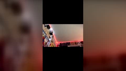 Snapshot of frozen232 chatting on March 22, 2026, 9:23 am Fabian online show from March 22, 2026, 9:23 am