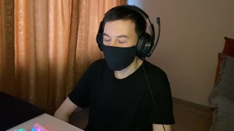 froztai online show from December 23, 2025, 6:44 am