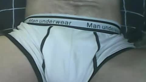 Snapshot of frysexxx chatting on October 7, 2025, 5:54 pm frysexxx online show from October 7, 2025, 5:54 pm