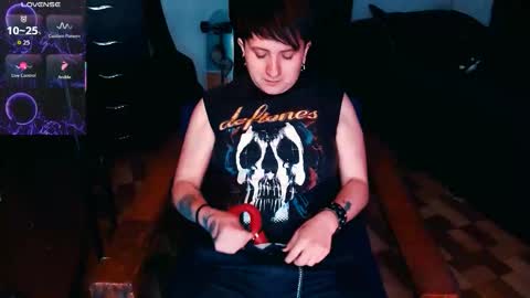 Snapshot of ftmblueyes chatting on October 22, 2025, 12:11 am HEHIM online show from October 22, 2025, 12:11 am