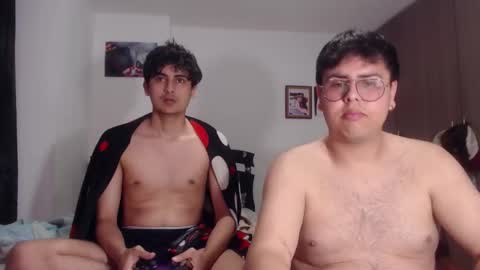 uwu online show from November 21, 2025, 11:47 pm