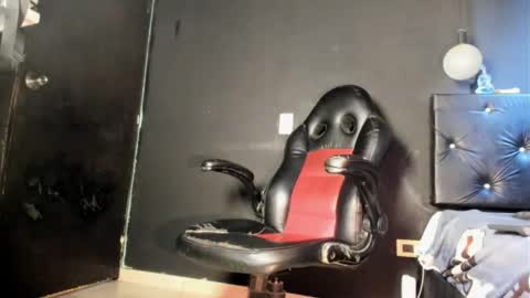 Ricardodominic 1   MODELO INDEPENDIENTE online show from May 23, 2026, 6:34 pm