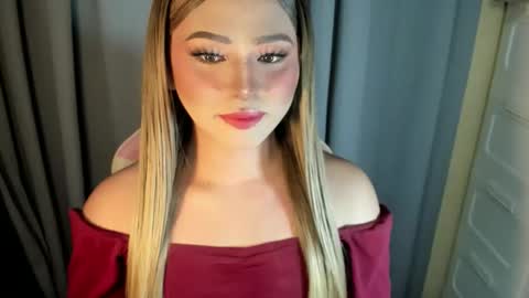 Snapshot of fuckdoll_rain chatting on May 27, 2026, 10:34 am R A I N M O R A L E S G M A I L . C O M online show from May 27, 2026, 10:34 am