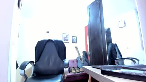 SERGIO THE SEX LAWYER online show from April 17, 2026, 3:09 am