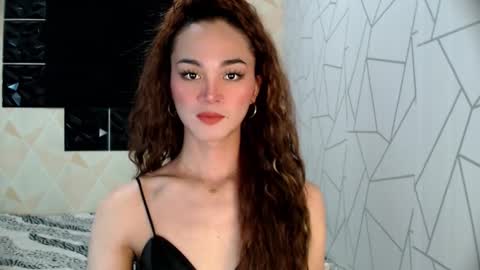 MISS IVANA online show from February 15, 2026, 11:45 pm