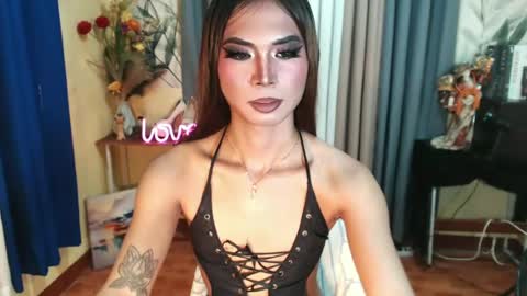 Snapshot of fuckingtransangel chatting on June 12, 2026, 2:32 am ANGELICA FOX online show from June 12, 2026, 2:32 am
