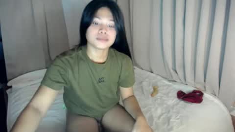 Snapshot of fuckme4everx chatting on May 15, 2026, 4:52 am Bunny online show from May 15, 2026, 4:52 am