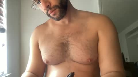 Snapshot of fuckyeahcoach chatting on October 26, 2025, 2:01 pm Muscle Bear Jock in Training online show from October 26, 2025, 2:01 pm