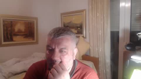 fukingcrazy online show from February 12, 2026, 7:53 pm