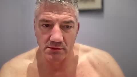 fullback_15 online show from April 4, 2026, 7:50 am